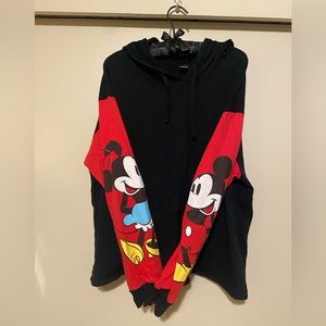 Disney plus size 2 hoodie! Black body w/ red sleeves.Featuring Mickey & Minnie!